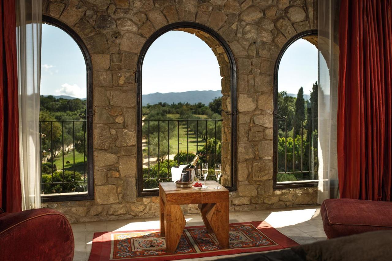 Hotel Castell D'Emporda La Bisbal d'Emporda Exterior foto